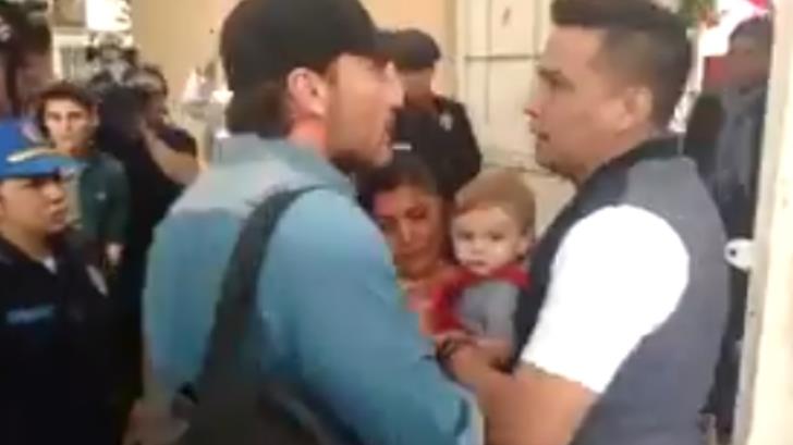 VIDEO | Julián Gil no pudo tomarse foto con su hijo Matías