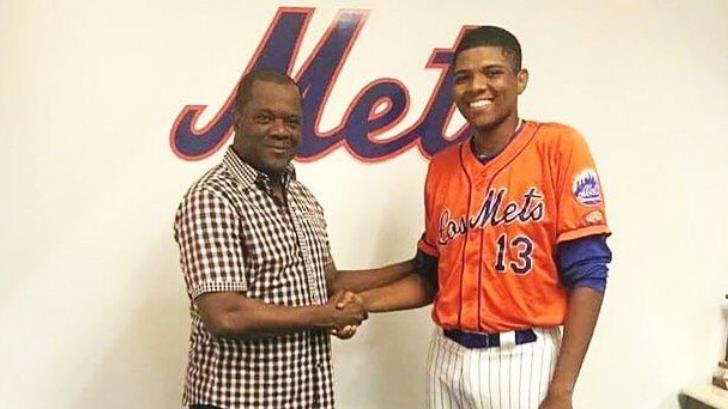 Héctor Ayuso firma con Mets de NY, joven prospecto se unirá con Adrián González