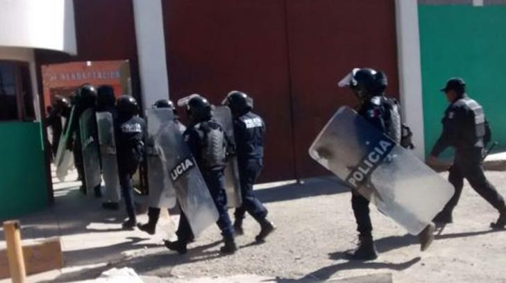 Saldo de 2 muertos y 4 lesionados deja riña en penal de Zacatecas