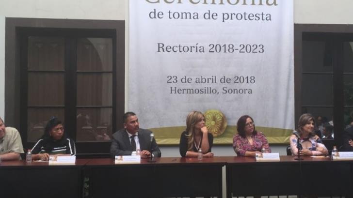 AUDIO | Juan Poom Medina rinde protesta como nuevo rector del Colegio de Sonora