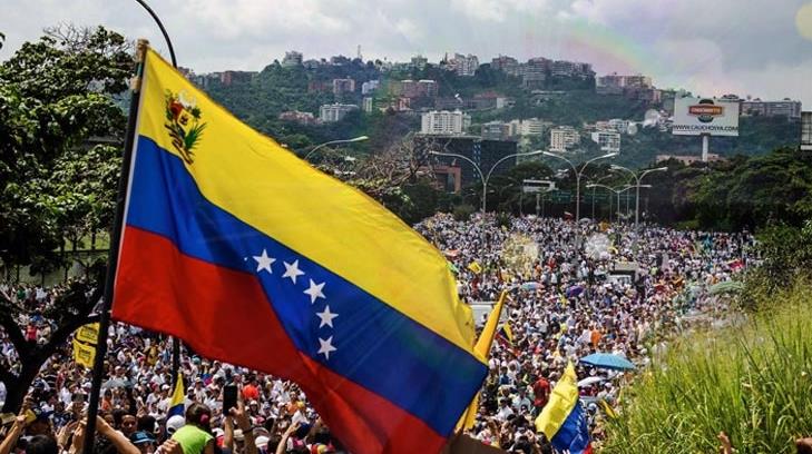 Países de América, Europa y Asia acuerdan restringir operaciones financieras para Venezuela