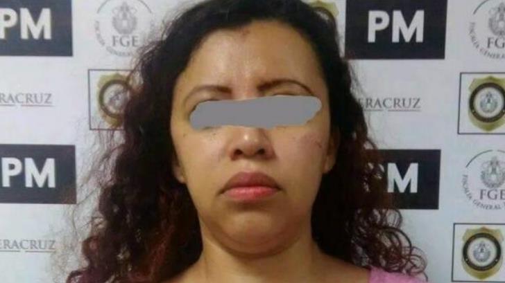 Exfuncionaria de Veracruz es arrestada por el ocultamiento de 13 cuerpos
