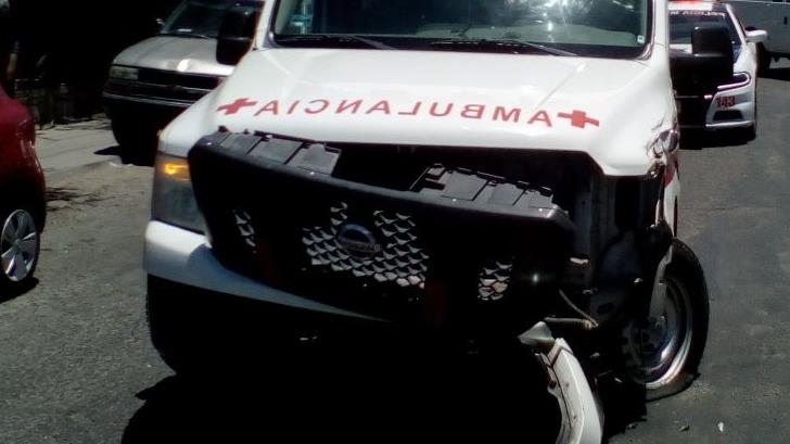 GALERÍA | Doble accidente automovilístico deja tres lesionados al Sur de la ciudad