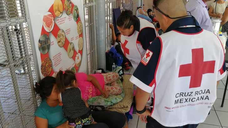AUDIO | Hospitalizan a ocho migrantes por deshidratación en Nogales