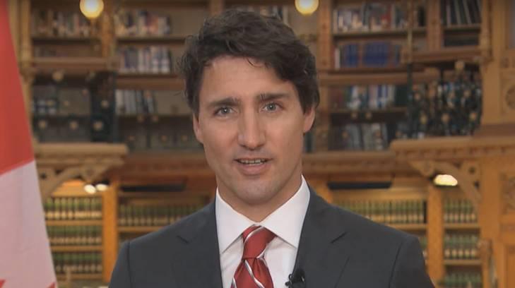 Justin Trudeau critica gestión de EU de la pandemia en plenas elecciones