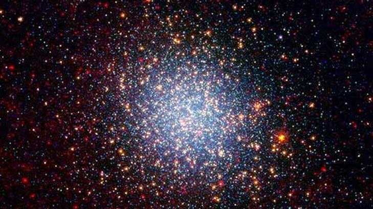 Telescopio Hubble captura colorida imagen de Omega Centauri