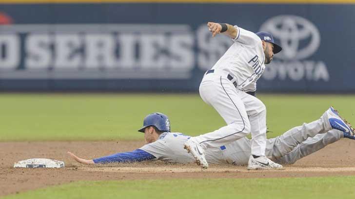 Padres se saca la espina y vence a Dodgers en Monterrey