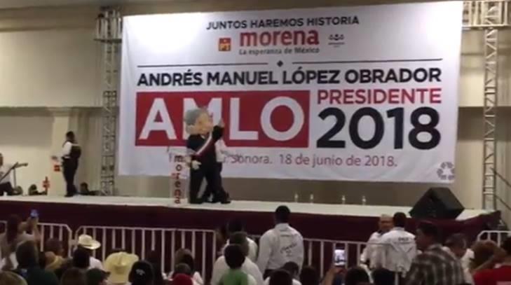 VIDEO | El Expoforum luce abarrotado en el cierre de campaña de AMLO en Hermosillo