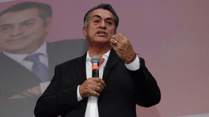 El Bronco promete ‘mocharse’ la mano si el INE comprueba irregularidades en su campaña