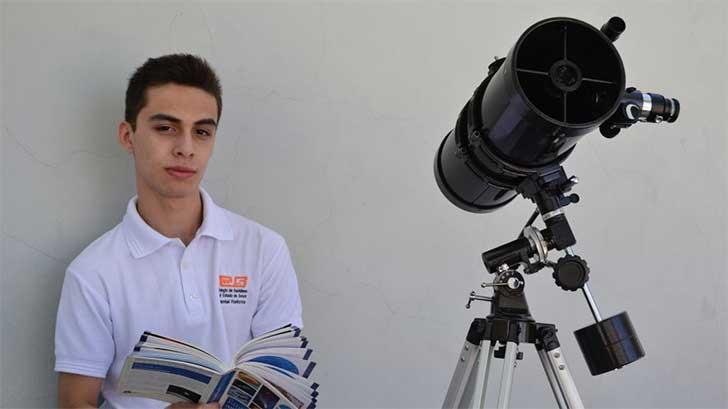 Alumno del Cobach gana primer lugar en Olimpiada de Astronomía