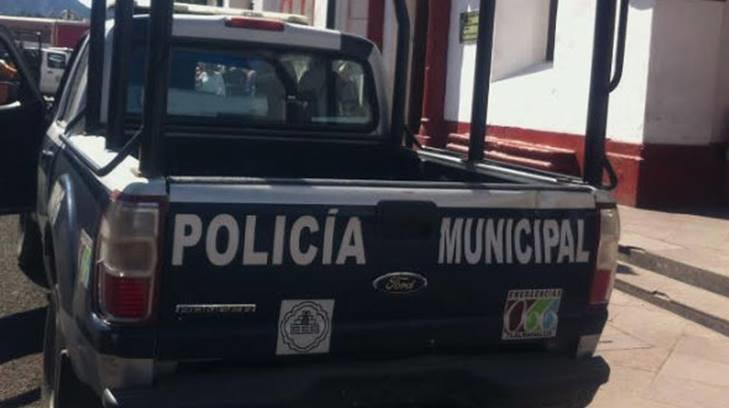 Hombre causa daños a policías y es detenido en centro de Hermosillo