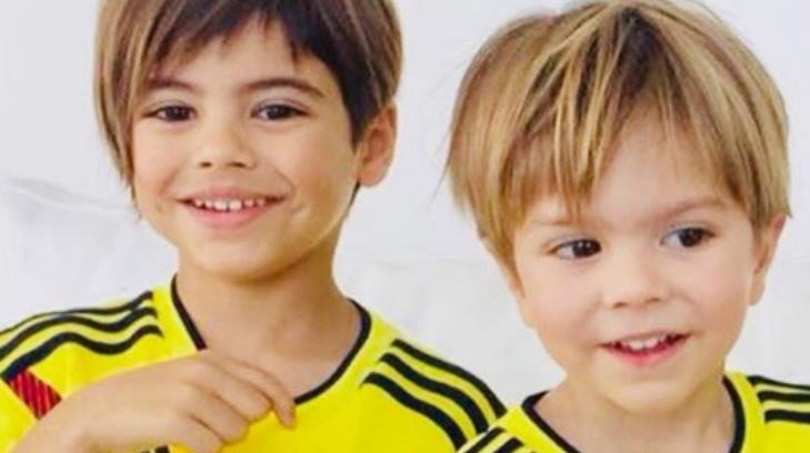 Los hijos Shakira portan con orgullo la playera de Colombia