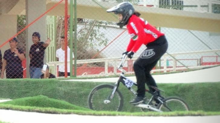 Dayana Hernández se cuelga la plata en ciclismo BMX en JCC
