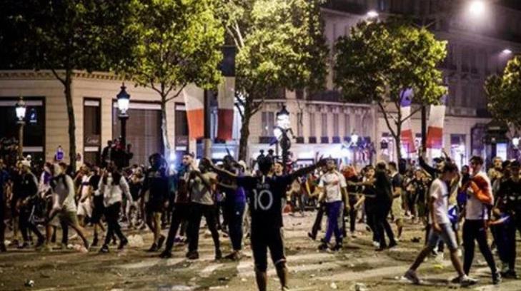 Reportan 27 heridos por estampida de fiesta del Mundial en Francia