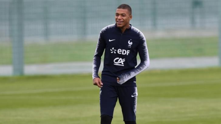 La prensa deportiva francesa considera a Kylian Mbappé el ‘heredero’ de ‘Pelé’