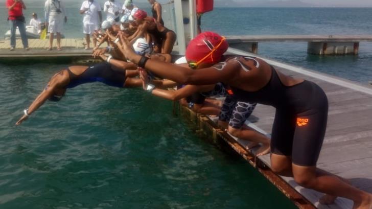 Nadadoras mexicanas hacen 1-2 en aguas abiertas en JCC