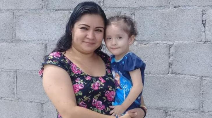 Clara Leticia quiere ver caminar a su pequeña hija
