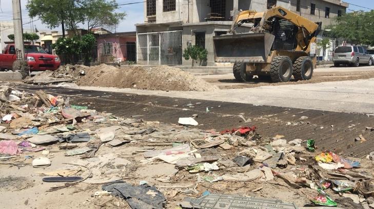 Retiran alrededor de 60 toneladas de azolve de las calles de Hermosillo