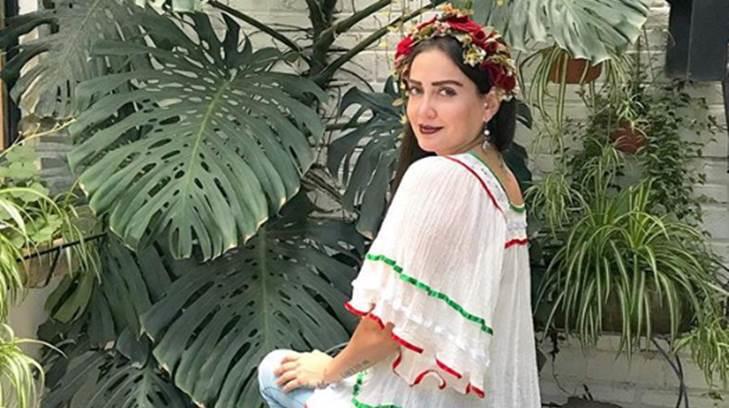 GALERÍA |  Famosas festejan su amor por México