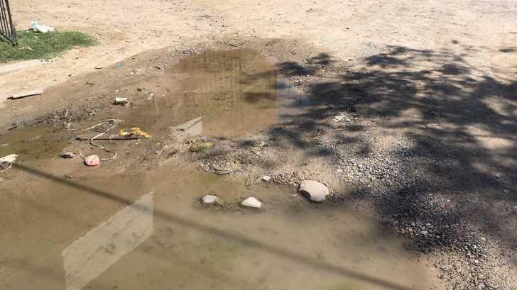 Hermosillo: Colonia Eusebio Kino sufre fugas de agua y calles sin pavimentar