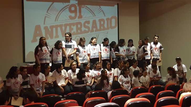 Jóvenes socorristas celebran el 91 aniversario de la Cruz Roja