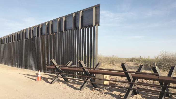 Empresa de Tucson ya construye el muro fronterizo; se ubica en NM a 349 km al Este de AP