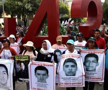 Van contra peritos que manipularon evidencia en el caso Ayotzinapa