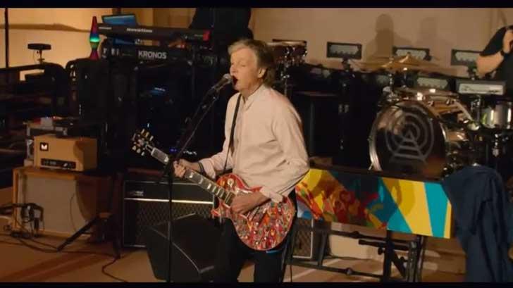 Paul McCartney cimbra internet con concierto en vivo por YouTube