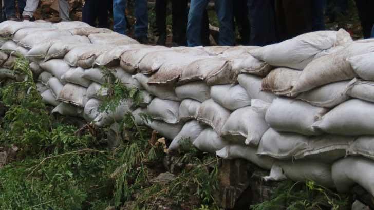 AUDIO | Colocan sacos de arena para evitar inundaciones San Miguel