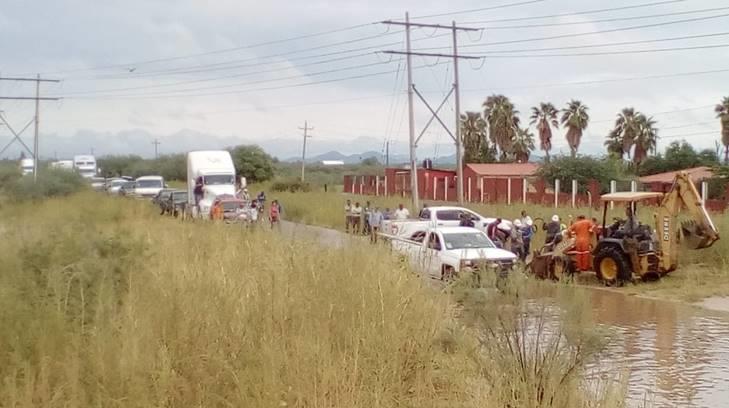 AUDIO | Arroyo bloqueó esta mañana el tránsito vehicular entre la carretera Hermosillo-Estación Zamora