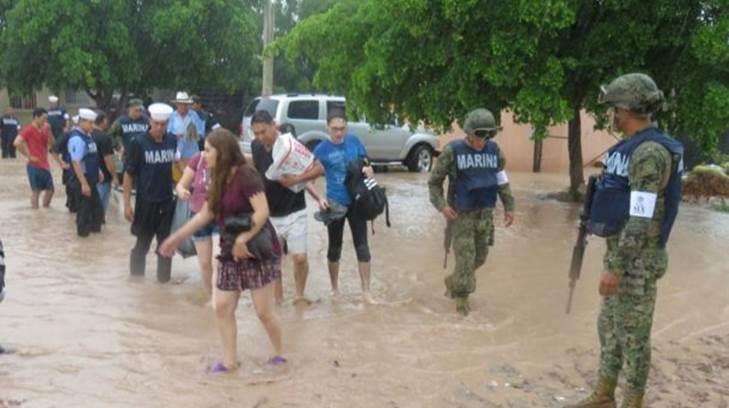 Sin registros de brotes de enfermedades en zonas inundadas, asegura José Narro