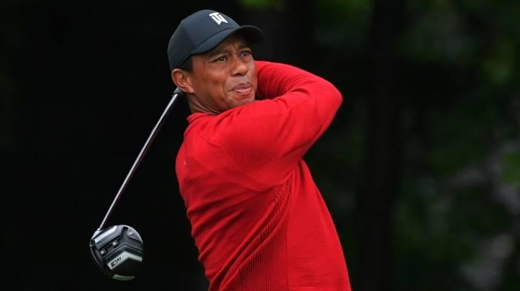 Tiger Woods sufre accidente automovilístico; se somete a cirugía por lesiones en las piernas