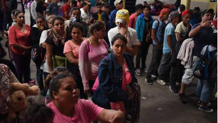 AUDIO | Cerca de 3 mil migrantes han pasado por Sonora en un lapso de 3 días, dice Amós Moreno