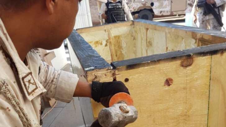 AUDIO | Militares de Nogales decomisan 51 kilos de metanfetamina en la caja de un tráiler