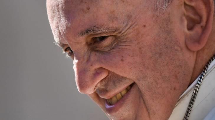 Eventos solemnes y declaraciones pomposas no acaban con el hambre: Papa Francisco