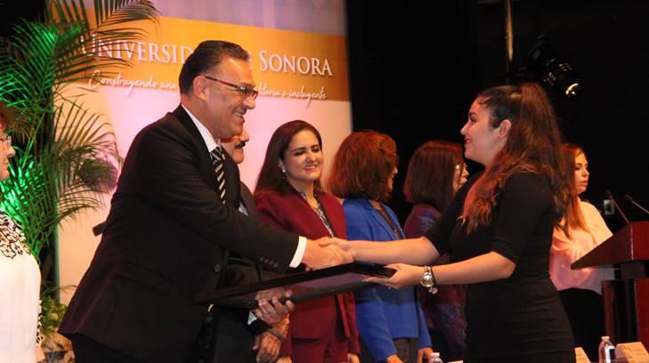 AUDIO | Universidad de Sonora reconoce a estudiantes con el premio a la Trayectoria Estudiantil 2018