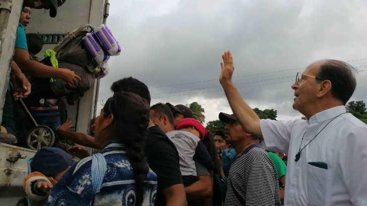 Alejando Solalinde propone transportar a migrantes en camiones a la CDMX