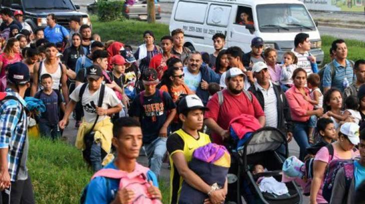Caravana migrante avanza hacia la Ciudad de México