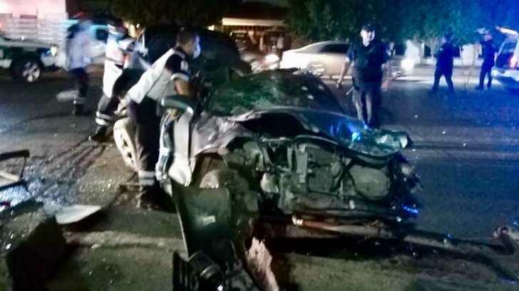 GALERÍA | Choque entre auto y camión deja varias personas lesionadas en la colonia Olivares