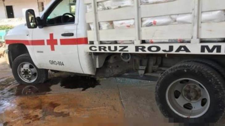 Grupo armado ejecuta a tres policías y a un voluntario de Cruz Roja en Guerrero