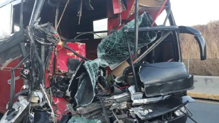 La Banda Rancho Viejo sufre accidente en la autopista Tepic-Guadalajara; hay 7 heridos