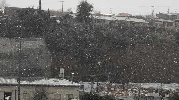 VIDEO | Caen primeras plumas de nieve en Nogales, Sonora
