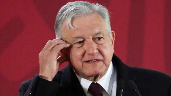 López Obrador niega que se haya reducido la importación de gasolinas