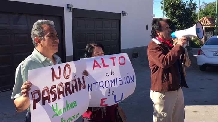 VIDEO | Protestan frente al Consulado de Estados Unidos en Hermosillo