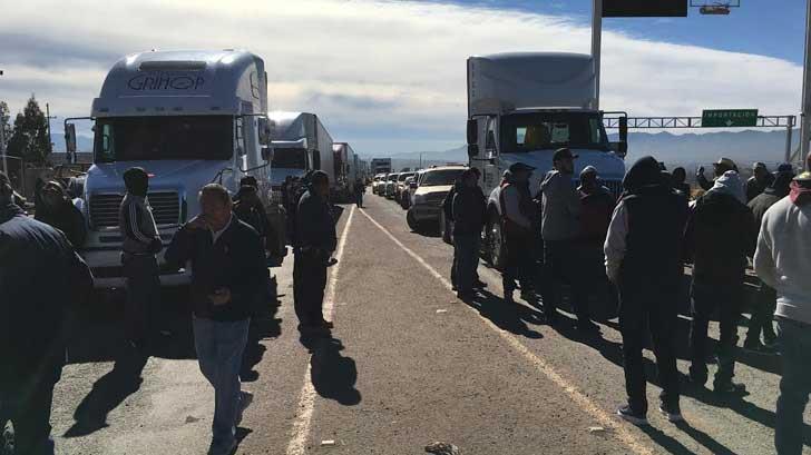 AUDIO | Transportistas vuelven a bloquear Recinto Fiscal de Nogales