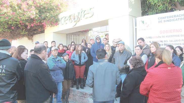 Inicia el paro de labores en los 49 plantes del Cecytes en Sonora
