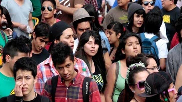 El 54 por ciento de los jóvenes en México gasta más de lo que gana