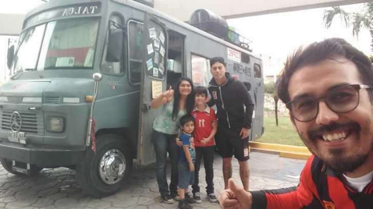 La buena acción de Eduardo Vargas con una familia chilena