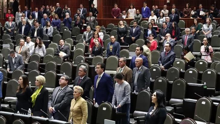 Diputados evitan votar acceso de padres a guarderías del IMSS