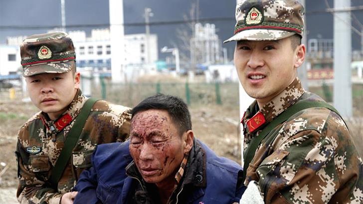 Aumenta a 44 la cifra de muertos por la explosión en planta química en China